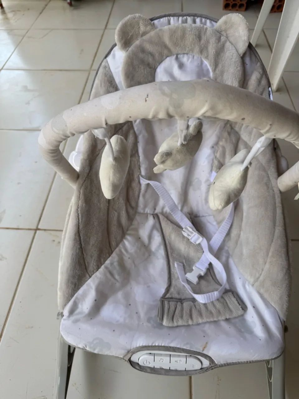 Cadeirinha de balanço para bebê. - Foto 2