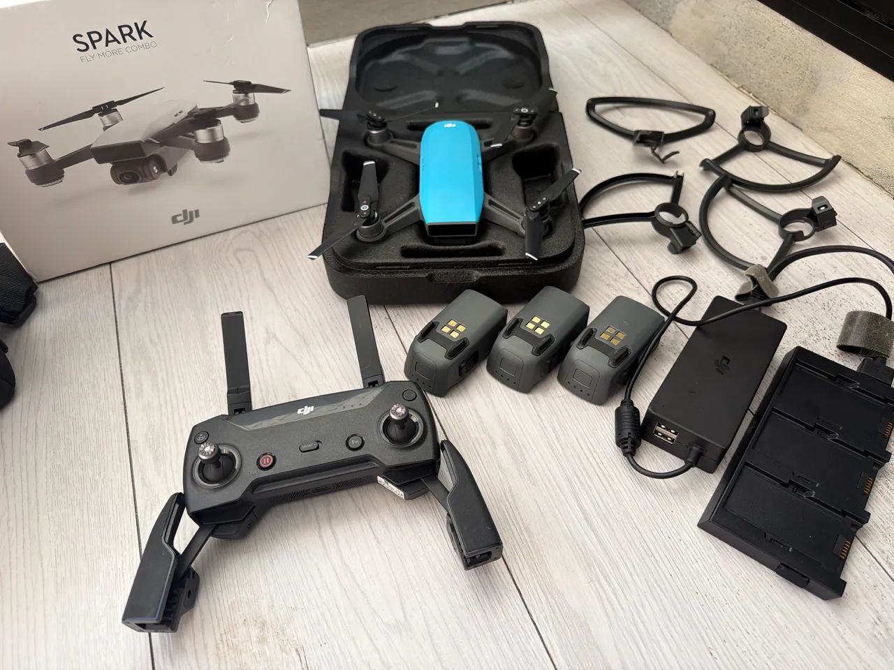 Drone Dji Spark Fly More Combo, 3 Baterias - Usado - Foto 3