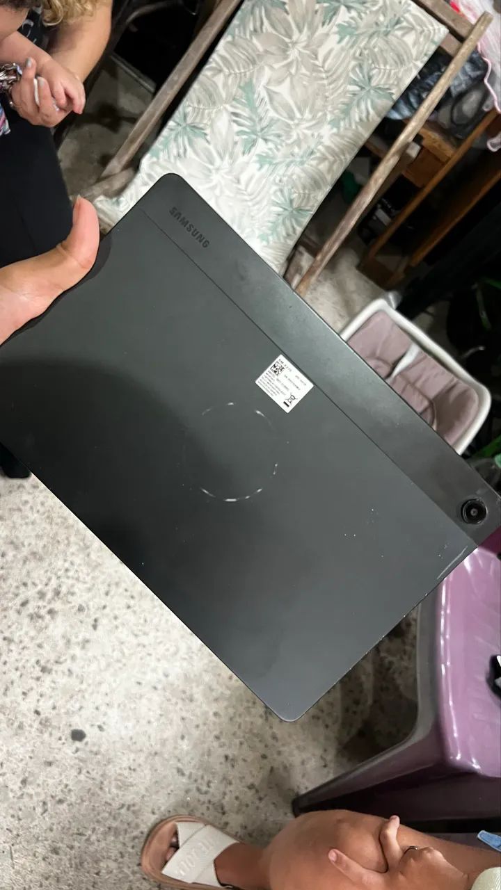 Samsung tab A9+