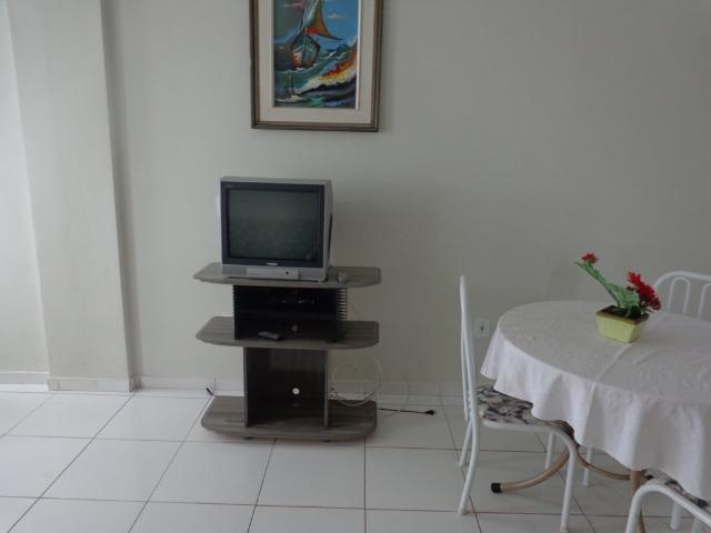 Apto mobili. 2 qtos 2 banh. Suíte C/Ar.cond. C/Interne. C/SKY .C/vista praia - Foto 7