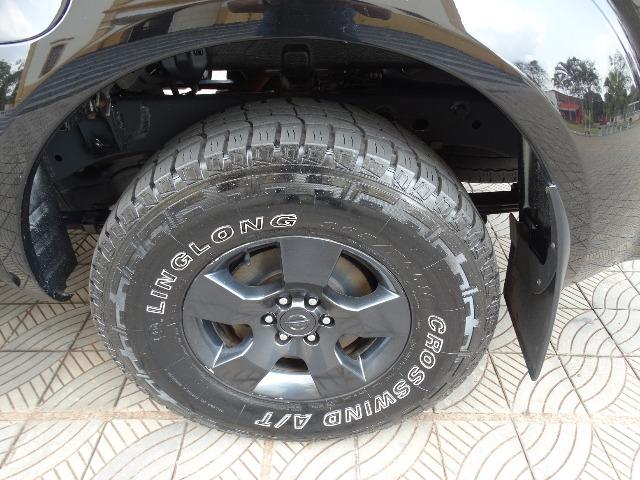 Nissan Frontier SEL_2.5TDI(171CV)_AUT._4X4_ExtrANovA_LacradAOriginaL_REvisaDA_Placa A_ - Foto 17