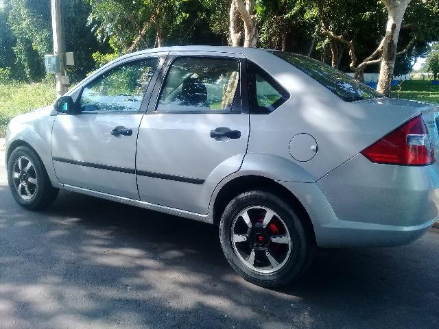 Ford Fiesta Sedan 1.0 Kit Gás R$ 13.500,00