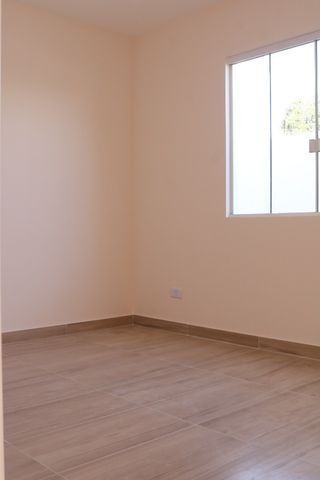 Casa com 2 dormitórios, porém com opção para 3 dorms, averbada e nova no Santa Candida - Foto 16