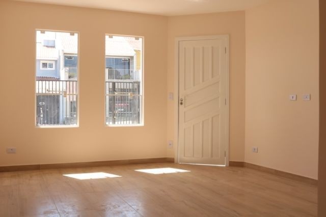 Casa com 2 dormitórios, porém com opção para 3 dorms, averbada e nova no Santa Candida - Foto 9