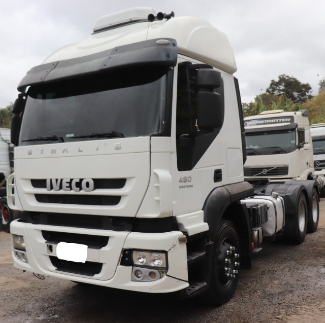 IVECO STRALIS 480 ANO 2013 6X4