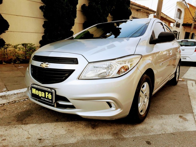 CHEVROLET ONIX 1.0 JOY FLEX PRATA COMPLETO OTIMO ESTADO NOVO