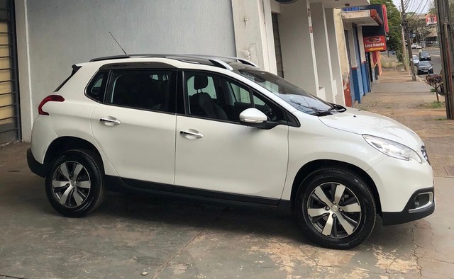 PEUJEOT 2008 GRIFFE 15/16