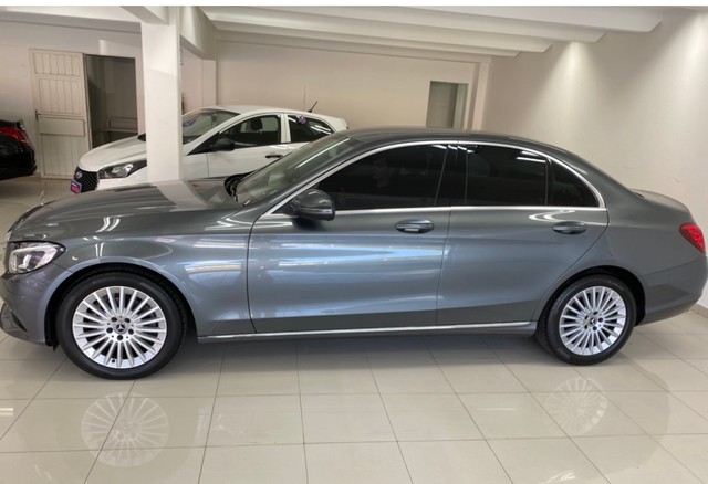 LINDA MERCEDES C-180 EXCLUSIVE