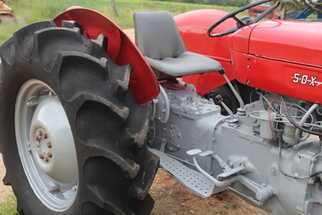 Featured image of post Trator Massey Ferguson 50X Olx Massey ferguson 7626 traktor dyna 6 tuz exclusive amortyzacja pneumatyka 50 km h