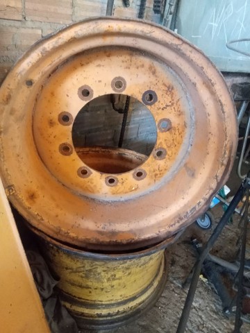 Roda traseira retro Case 580 M