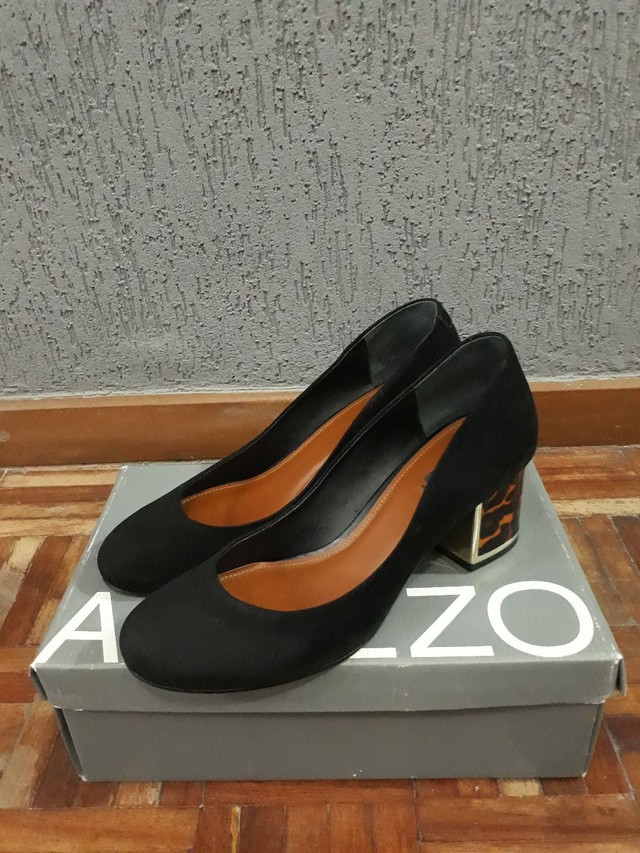 Scarpin Onça Arezzo - MuccaShop