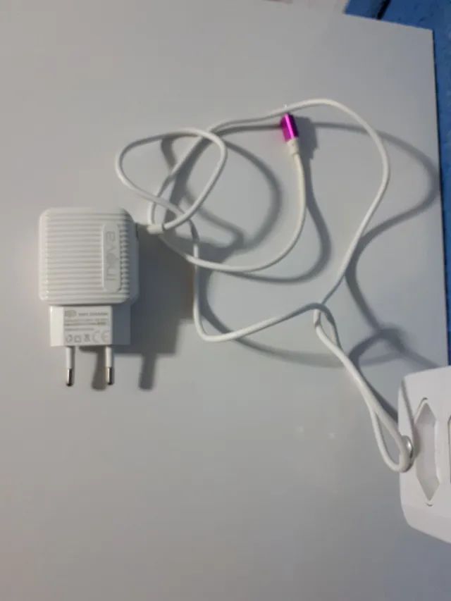 Carregador inova usb V8  