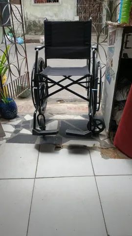 Vendo cadeira de rodas 