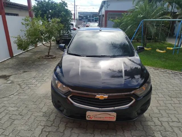 hatches CHEVROLET ONIX 2017 Usados e Novos em Pelotas, Bagé, Rio