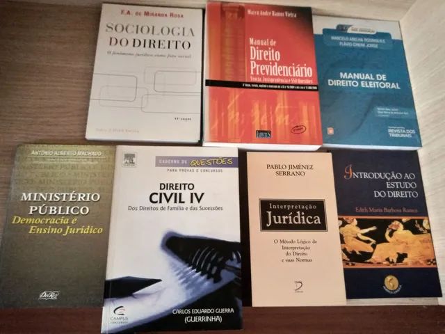 Diversos livros de Direito (ler descrição) - Foto 3