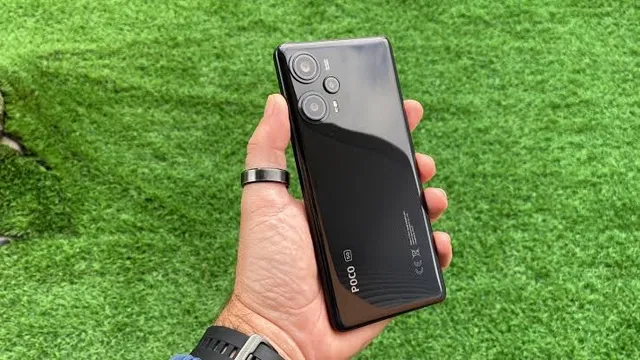 Pocophone F5 5G 256GB/12 ram 12 meses de garantia pela loja