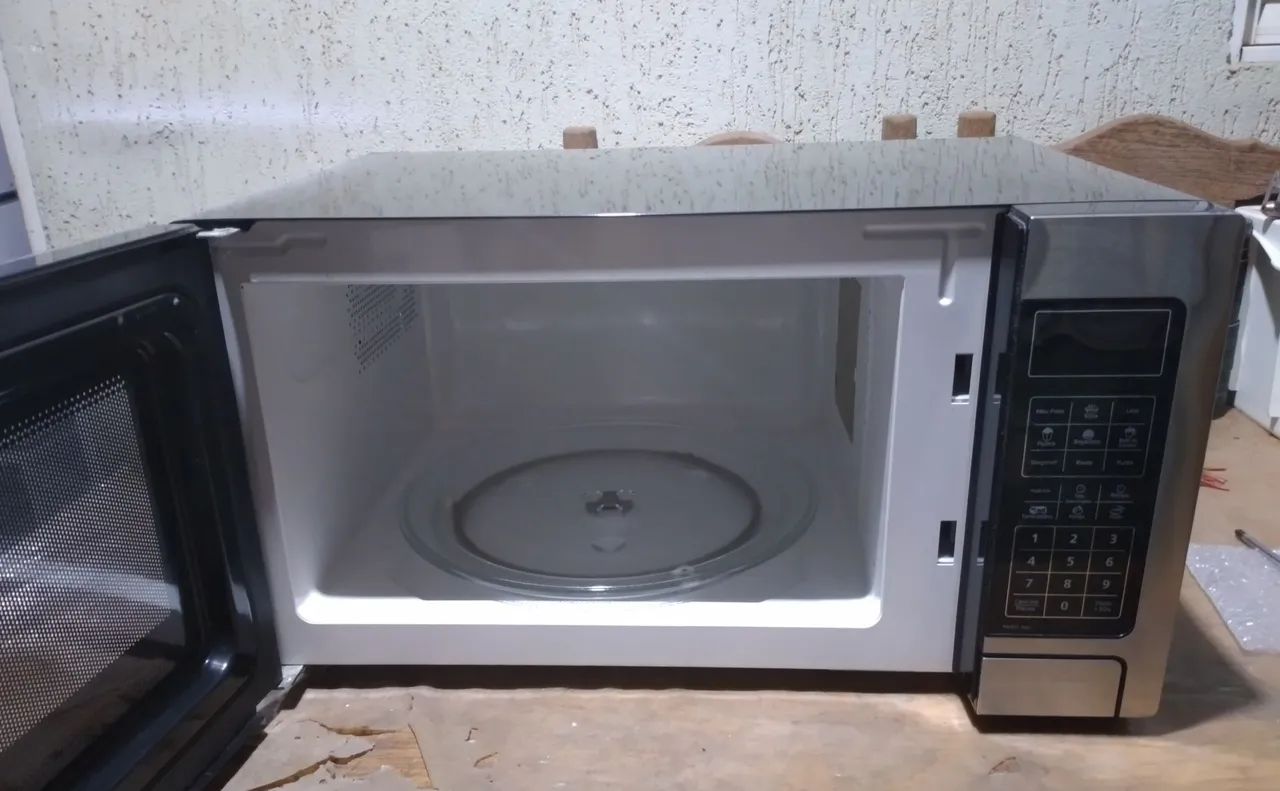 Microondas Philco 31 litros inox preto - Foto 2