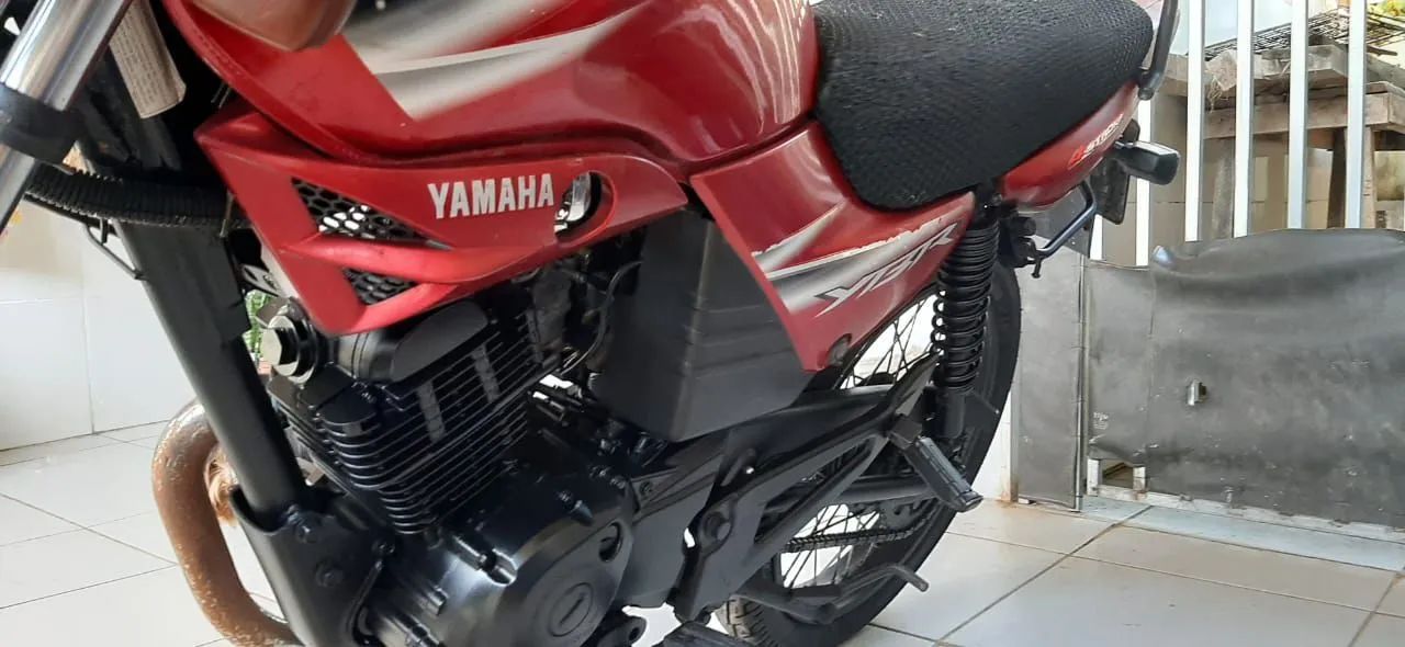 Yamaha YBR 125 - Vermelha ano 2006 - Foto 3