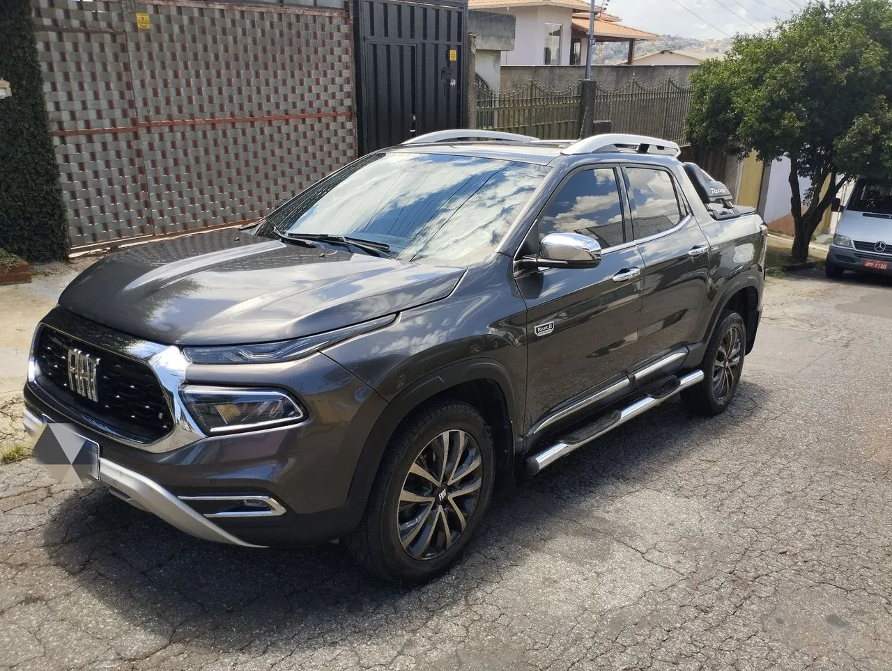 Toro 2023 rancho diesel 4x4 novinho único dono vendo troco carro e moto financio