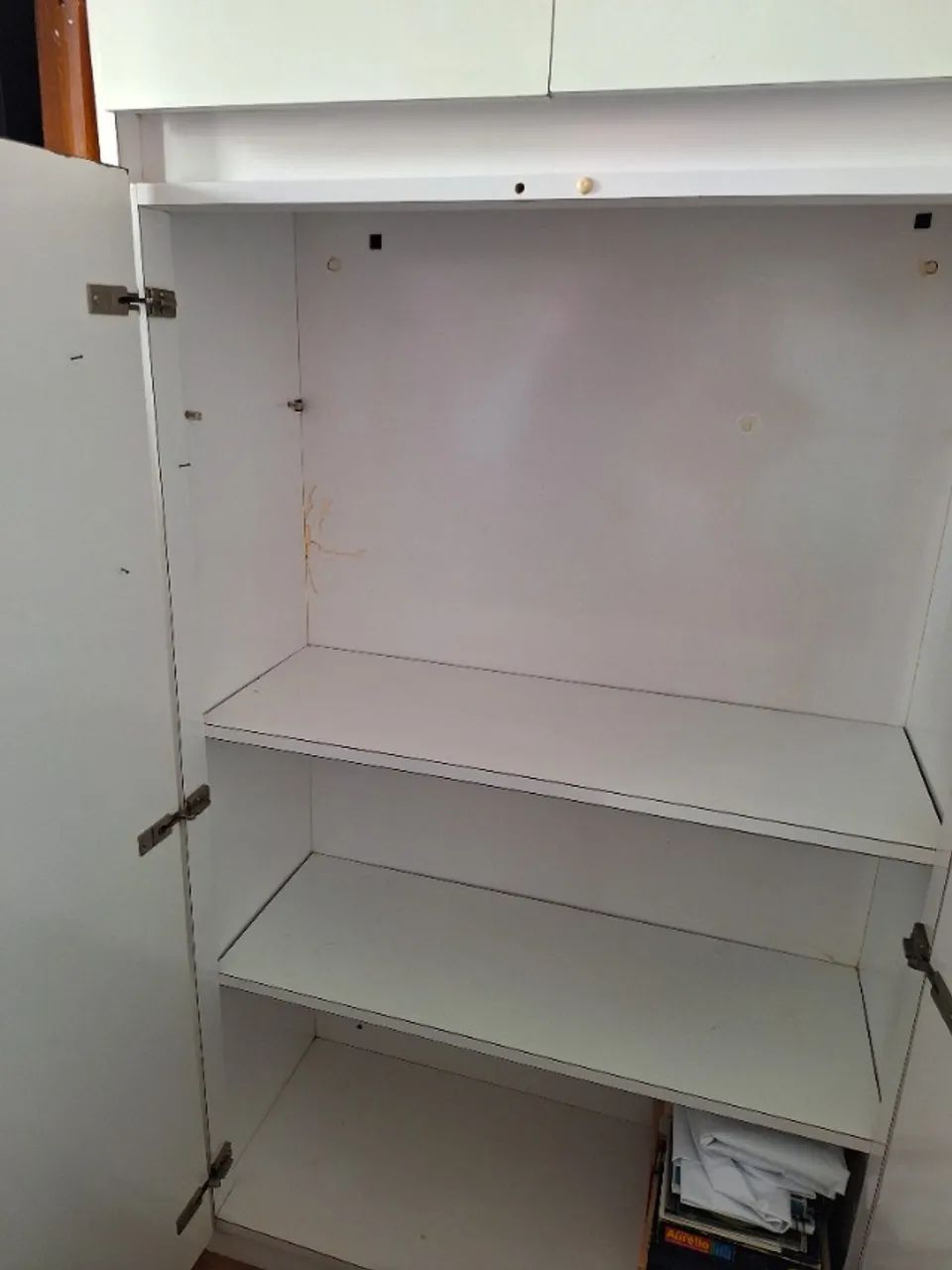 Armário branco com chave  - Foto 2