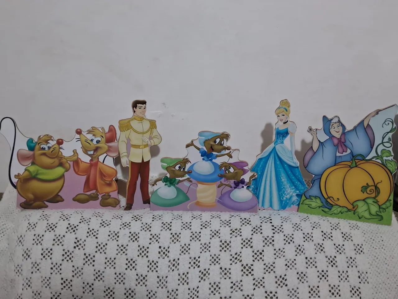 Desapego display princesa  - Foto 2