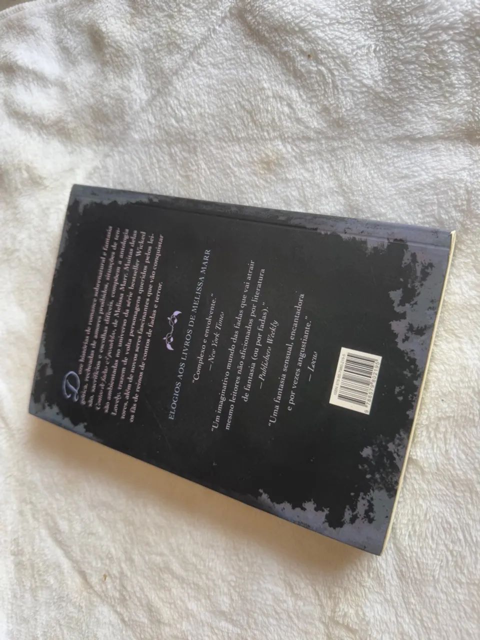 Livro Conto de Fadas e Pesadelos  - Foto 2