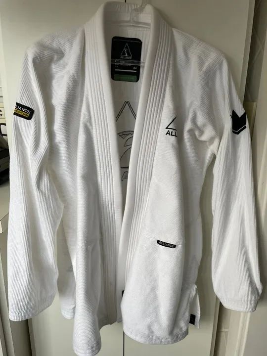 QUIMONO JIU JITSU ALLIANCE (BRANCO)