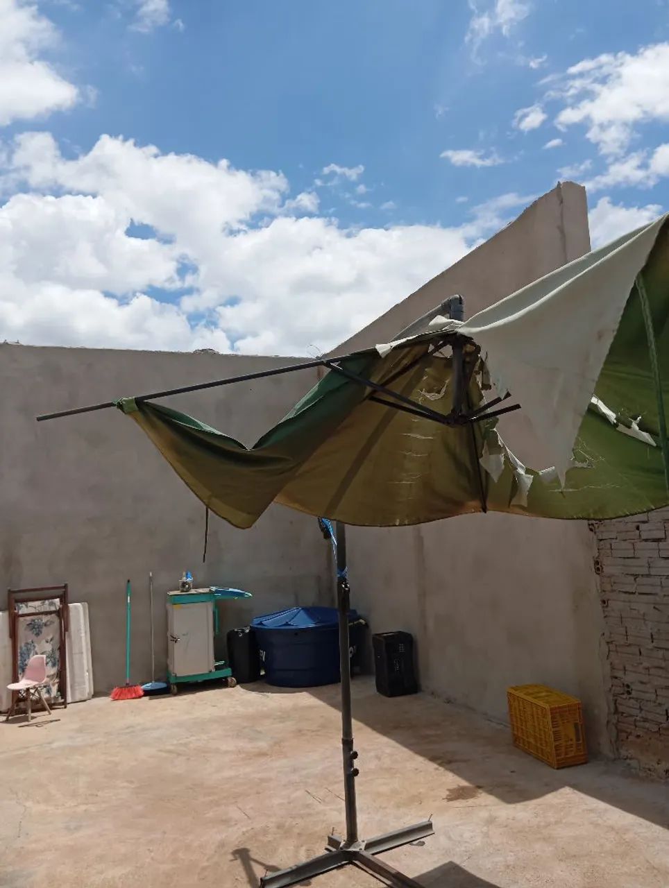 Umbrella for replacing the cover