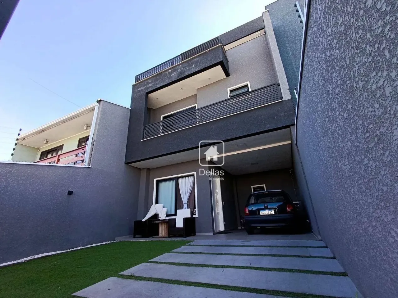 Sobrado com 3 dormitórios à venda, 143 m² por R$ 830.000 - Weissópolis - Pinhais/PR