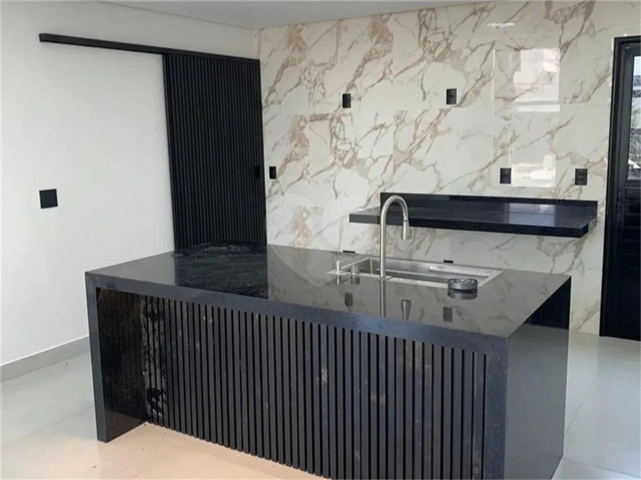 Casa à venda com 3 quartos, sendo 1 suíte, no condomínio Terras de São Francisco, Sorocaba - Foto 4