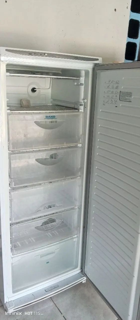Freezer vertical - Geladeiras e Freezers - Campina da Barra