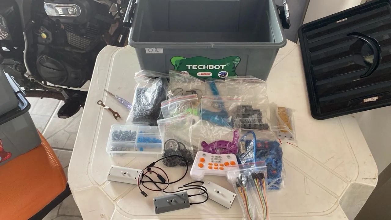 Kit Robótica Educacional TECHBOT