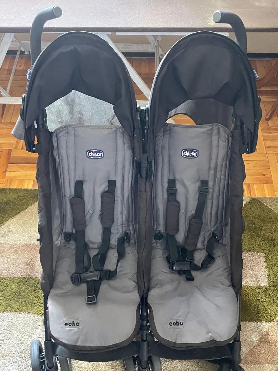 Carrinho de Bebê Passeio Gêmeos Chicco Echo Twin - Reclinável