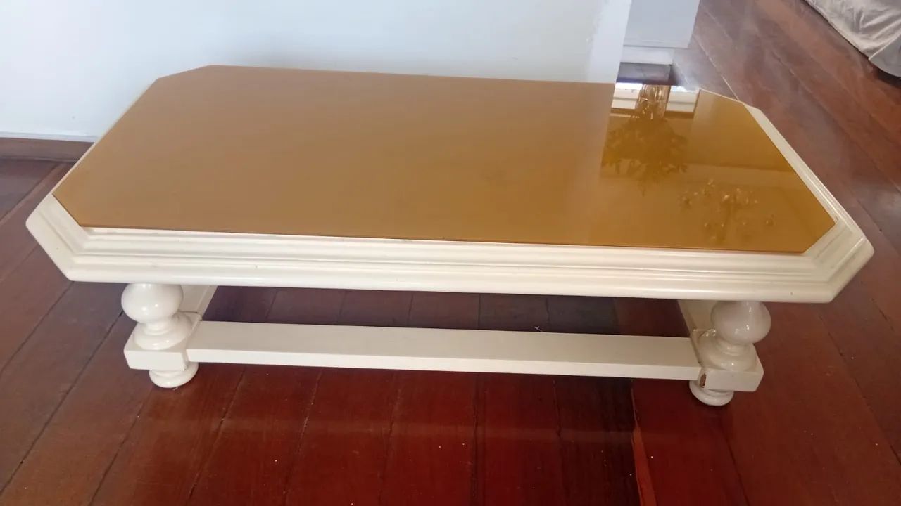 Mesa de centro madeira de Lei 