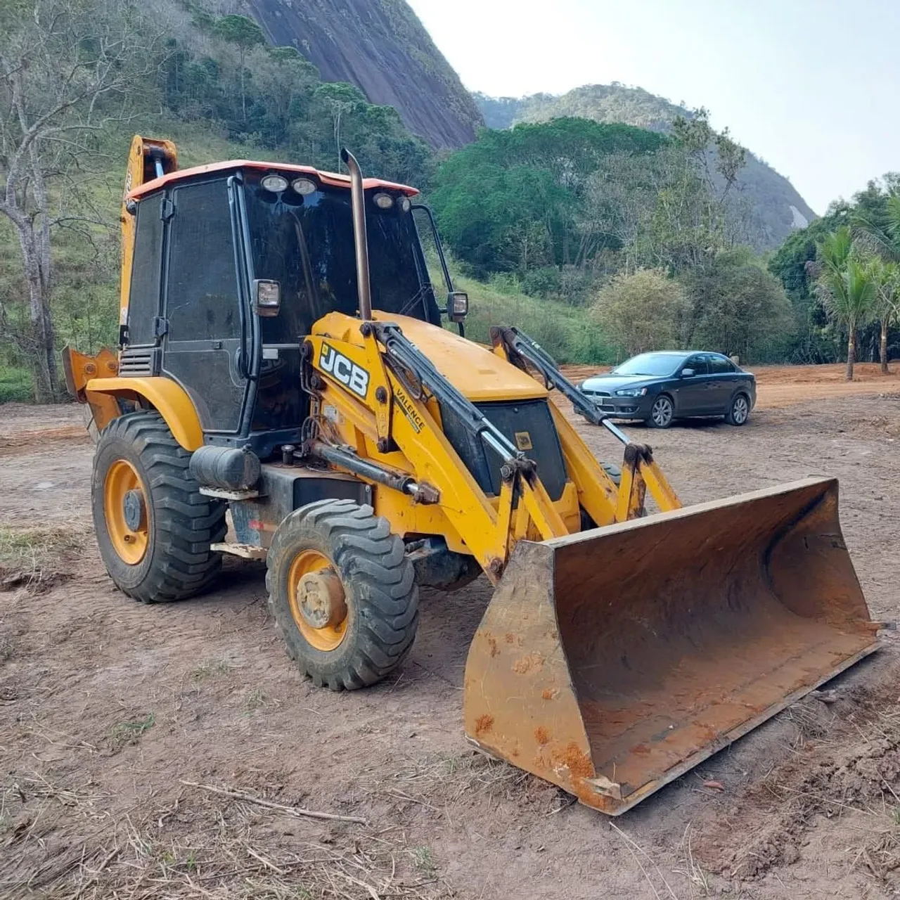 Retroescavadeira JCB - Excelente estado!