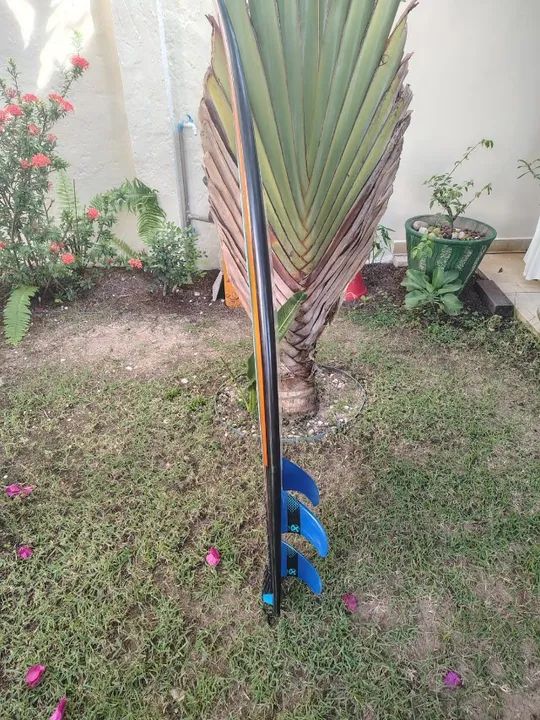Prancha de surfe 5.1, muito bem conservado, 3 kilhas - Foto 4