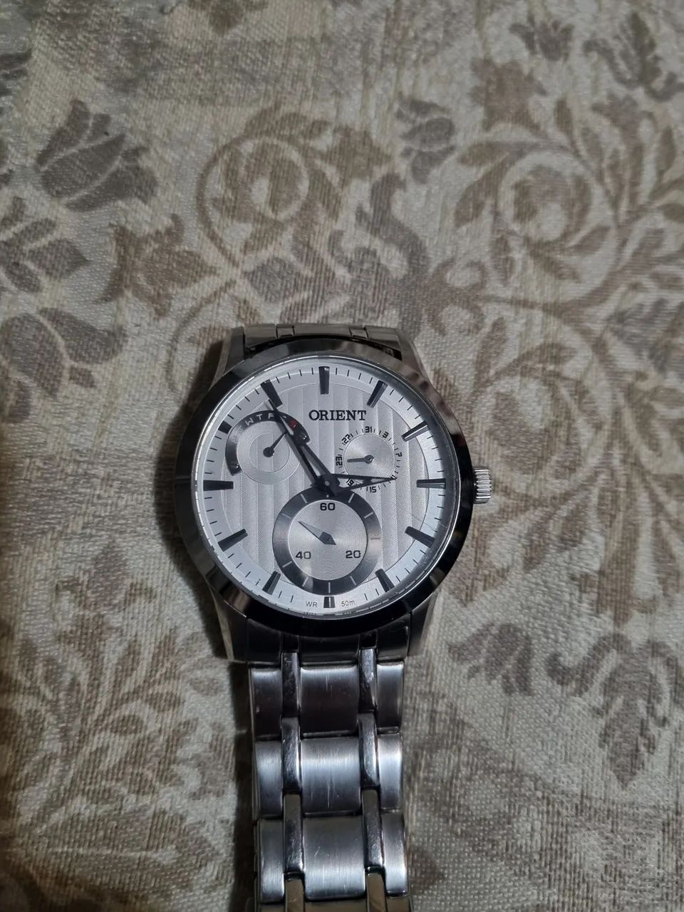 Relógio Orient Masculino - Elegância e Precisão