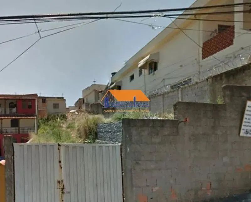 Terreno em Belo Horizonte, no bairro Sagrada Família, à venda.