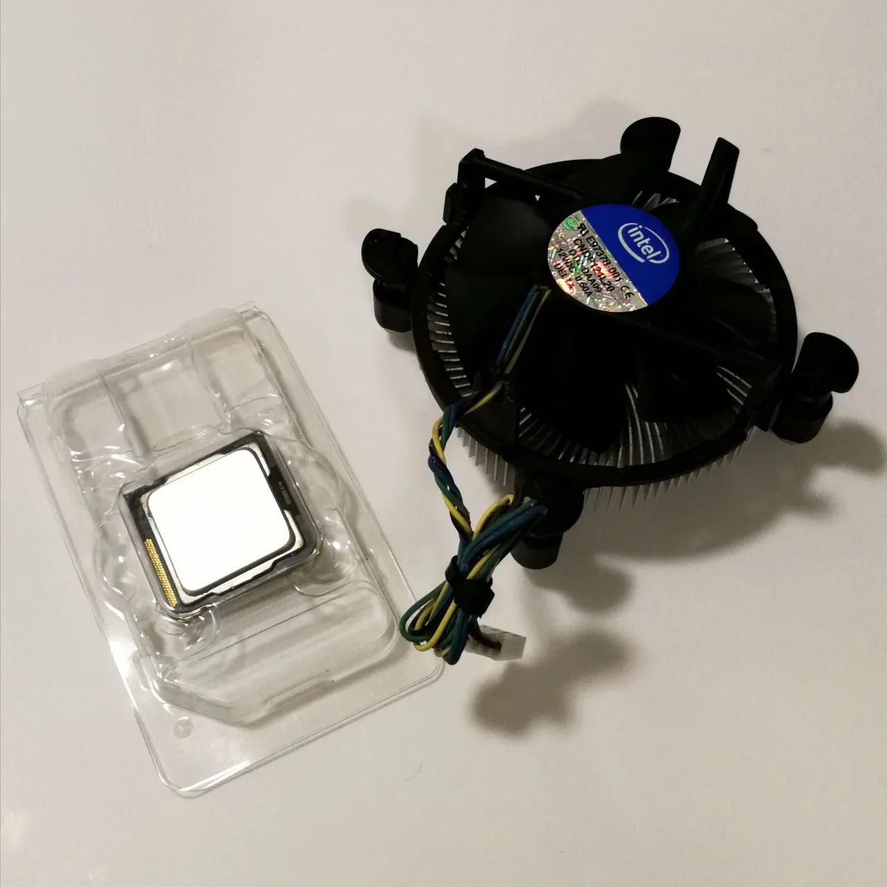Processador Intel Core i3-2100 3.1 GHz com cooler - Foto 2
