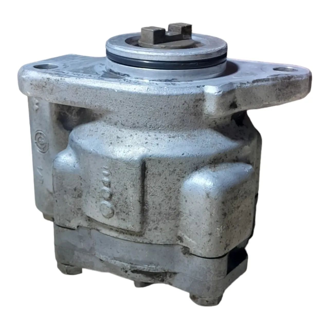 Bomba Dir. Hidráulica Motor Om 906 Ou 926e E124 - Foto 3