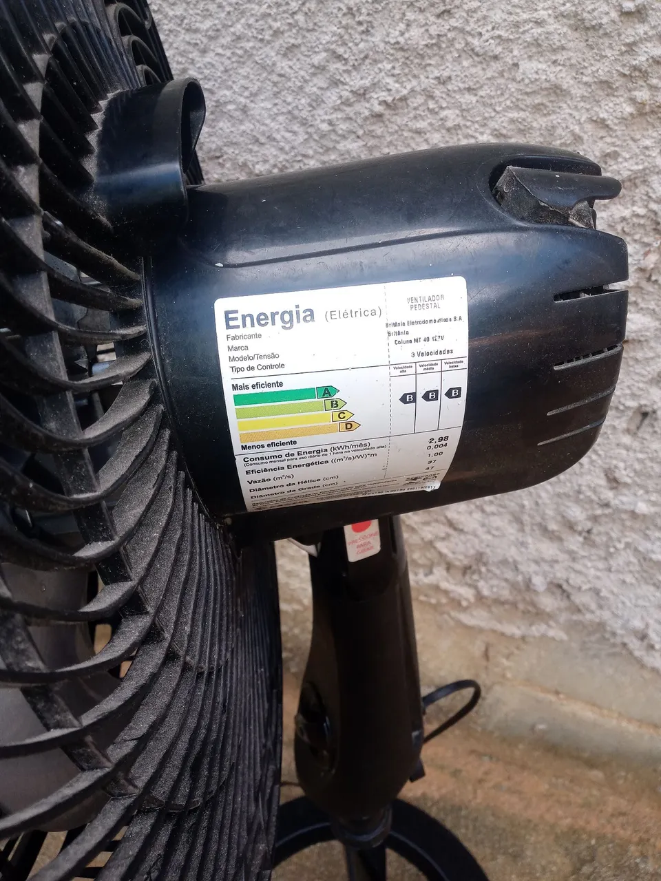 Ventilador Britânia Coluna MT 40 127V 3 Velocidades