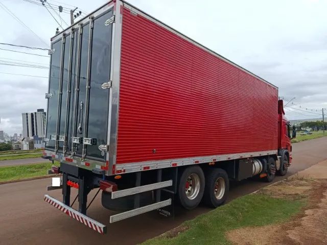 Scania P 310 8x2 Bitruck 2014 Baú Câmara Fria 2019 R$ 460.000,00 - Foto 7