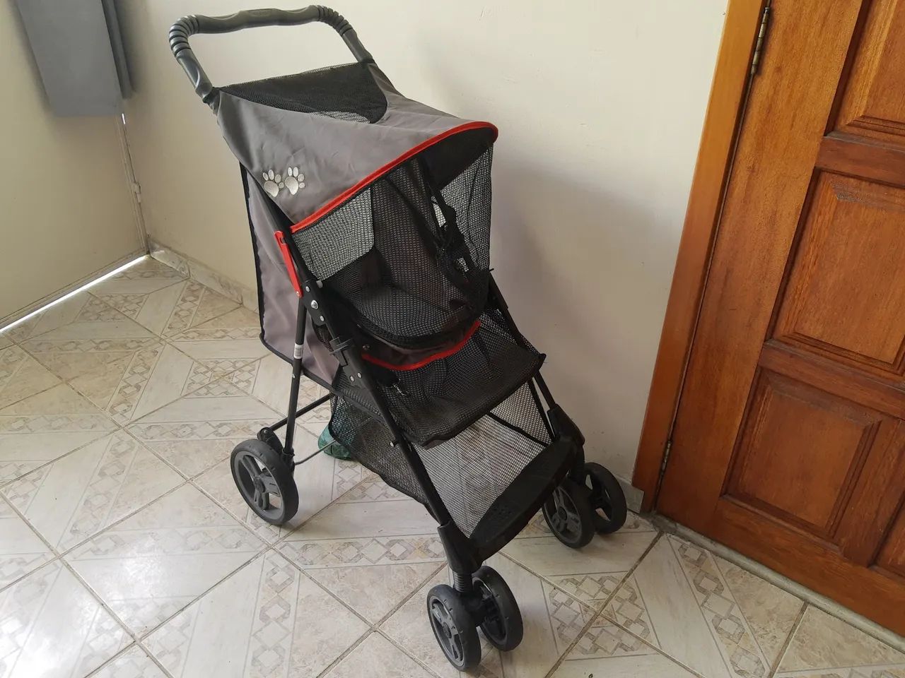Carrinho de passeio para cachorro