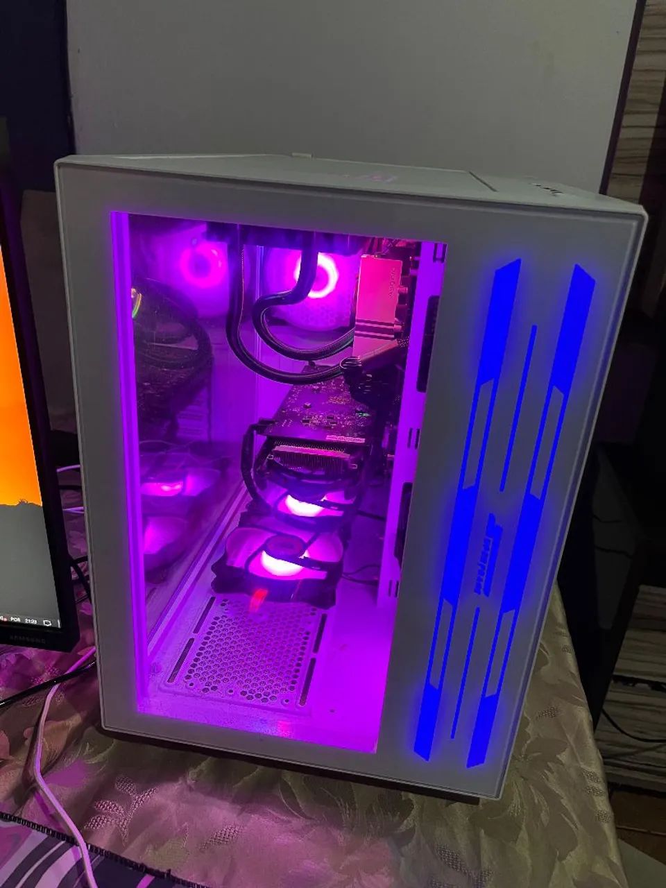 PC Gamer Ryzen 5 3600X - 16GB RAM - SSD 1T - FONTE 750 W MODULAR - RX 580 8G