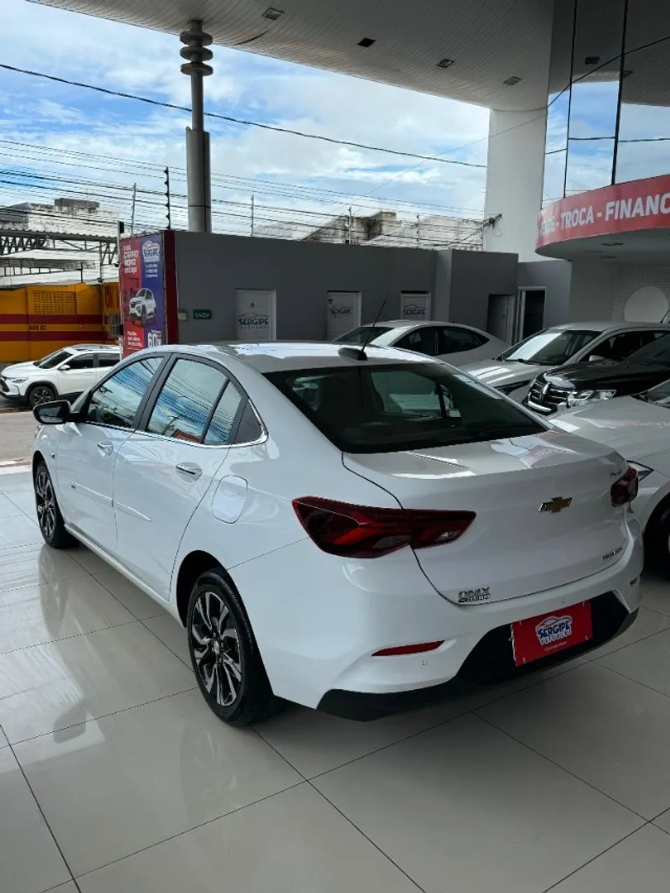 Onix Plus Premier 1.0 Turbo Aut 2023 - Troco e Financio - Foto 3