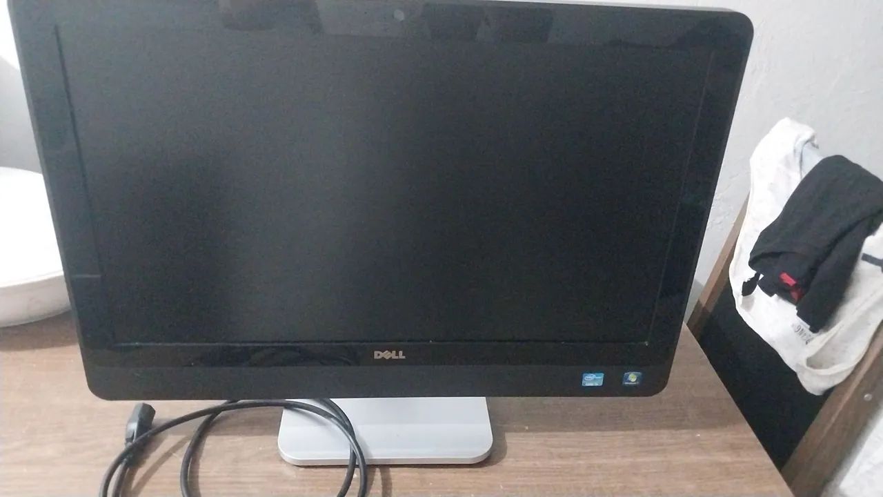 Vendo Dell Inspiron One 2330 com defeito
