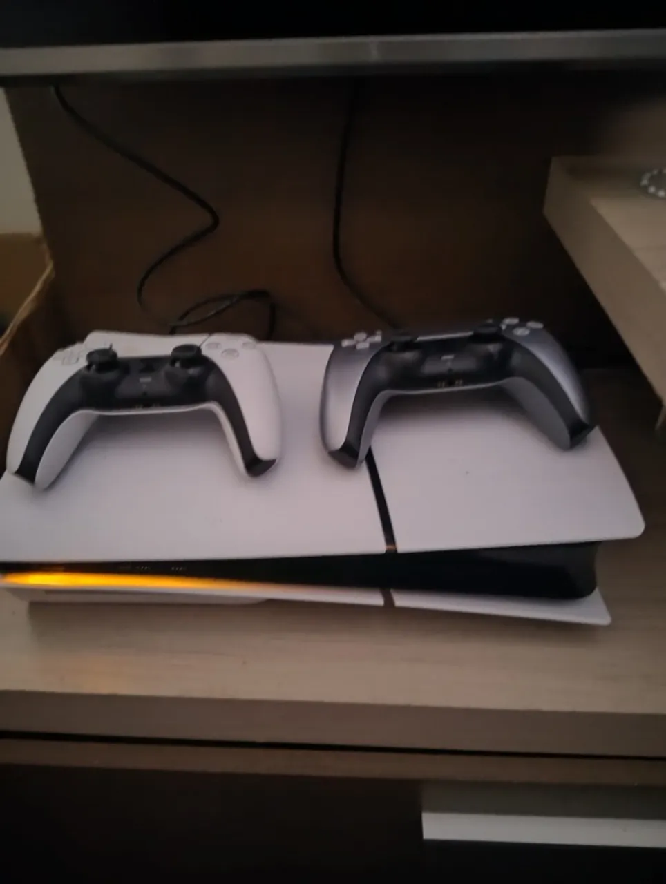 Ps5 mais 2 controles, Headset e 5 jogos