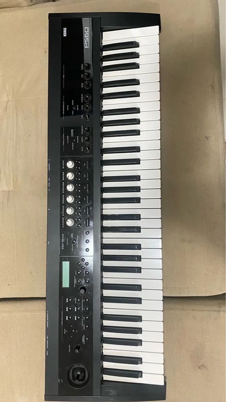 Teclado Korg PS60
