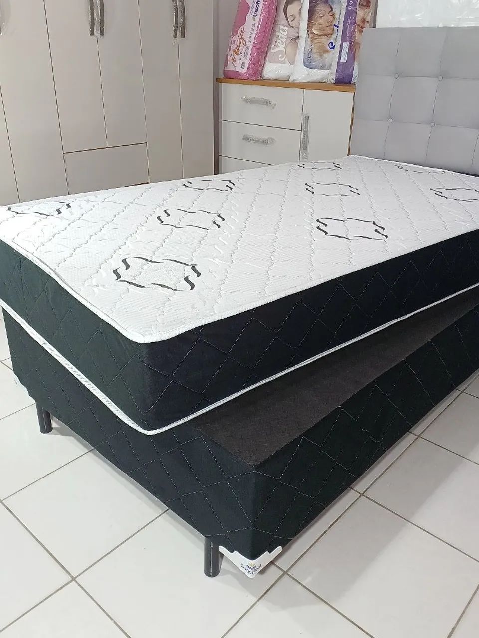 Cama Box Solteirão com colchão molas ensacadas 