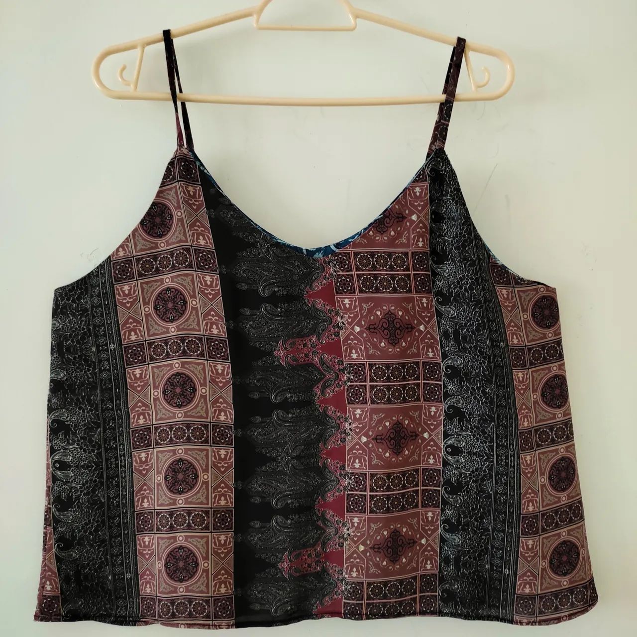 Blusa de alcinha com estampa étnica - Foto 2